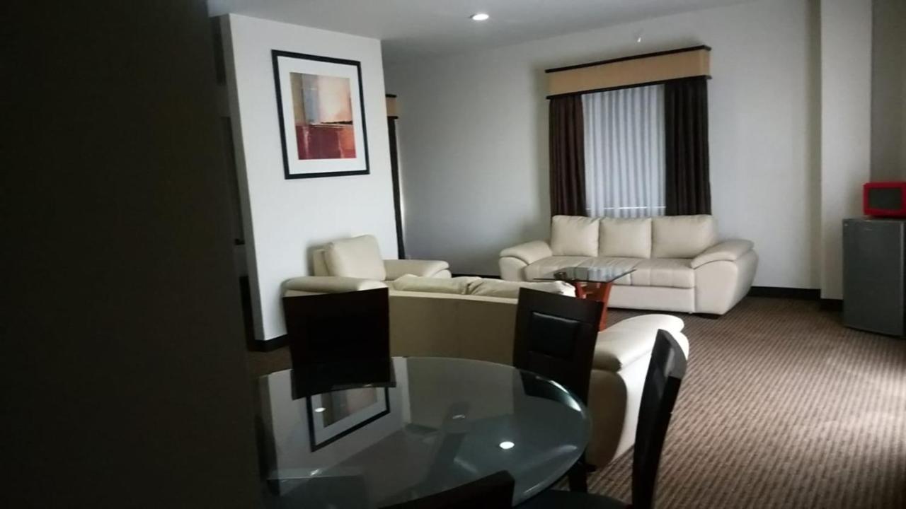Best Western Plus La Mina Parral エクステリア 写真
