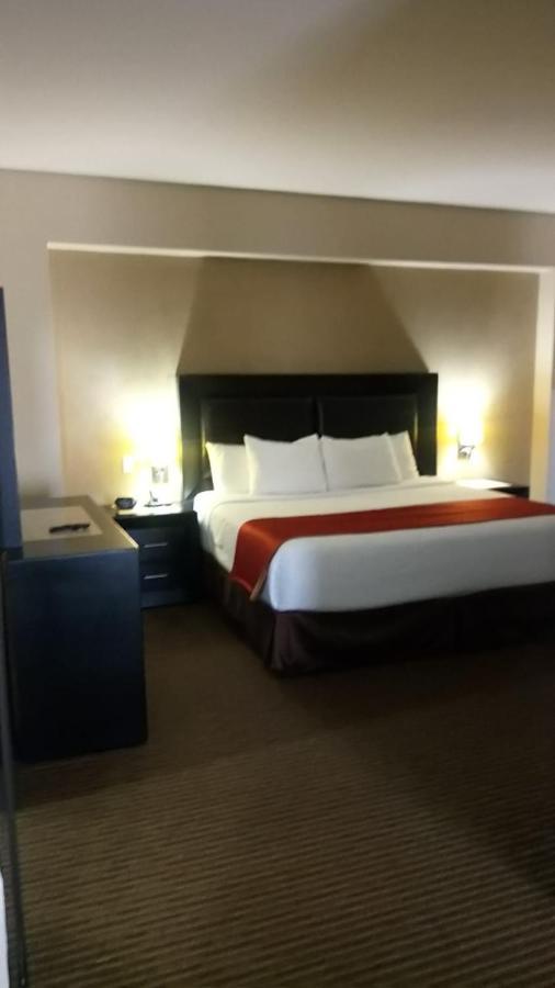 Best Western Plus La Mina Parral エクステリア 写真