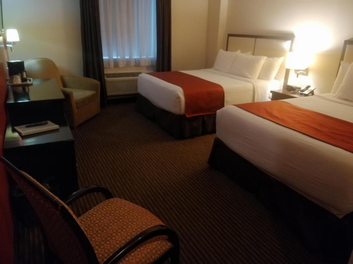 Best Western Plus La Mina Parral エクステリア 写真