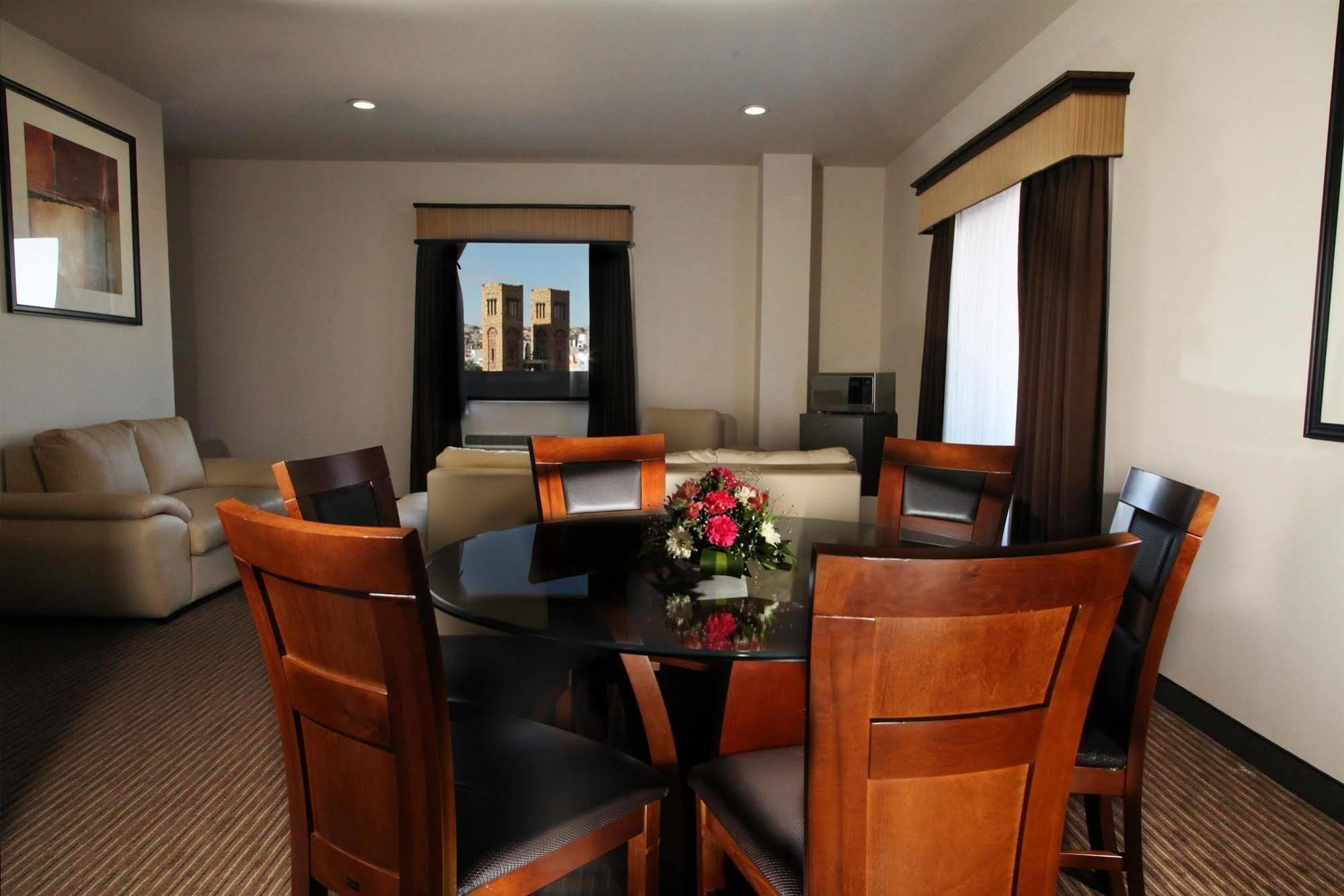 Best Western Plus La Mina Parral インテリア 写真